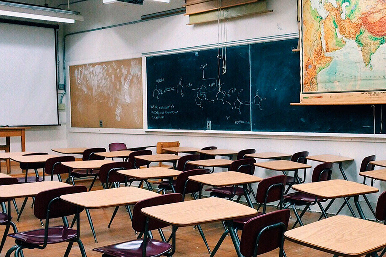 Substitute teacher arrested after gun fires in Alabama classroom